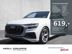 Weiß Gebraucht 2021 Audi Q8 Ambiente SUV | 60.980 € (Etwas zu teuer)