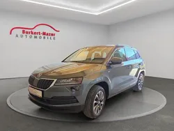 Grau Gebraucht 2020 Skoda Karoq Drive SUV | 22.985 € (Fairer Preis)