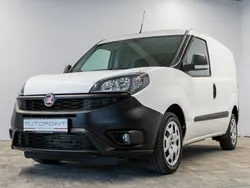 Weiss Gebraucht 2021 Fiat Doblò Van / Kleinbus | 9.440 € (Guter Preis)