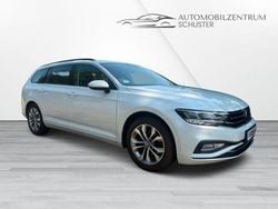 Weiß Gebraucht 2022 VW Passat Business Limousine | 15.150 € (Superpreis)
