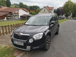 Schwarz Gebraucht 2012 Skoda Yeti Ambition SUV | 5.555 € (Guter Preis)