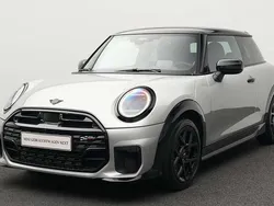 Grau Gebraucht 2024 Mini John Cooper Works Kleinwagen | 33.014 € (Guter Preis)