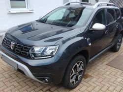 Grau Gebraucht 2020 Dacia Duster Celebration SUV | 15.900 € (Guter Preis)