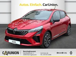 Dezirrot metallic Gebraucht 2025 Renault Clio V Techno Limousine | 22.960 € (Teuer)