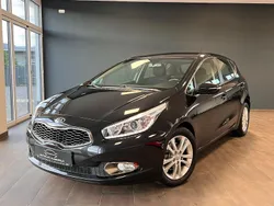 Schwarz Gebraucht 2012 Kia Ceed Spirit Limousine | 4.990 € (Fairer Preis)