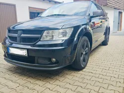 Schwarz Gebraucht 2010 Dodge Journey SUV | 7.500 € (Teuer)