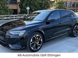 Brillantschwarz Gebraucht 2022 Audi e-tron Sport SUV | 49.900 € (Fairer Preis)