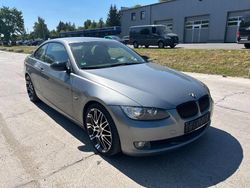 Grau Gebraucht 2007 BMW 320 Sport Line Coupé | 5.990 € (Fairer Preis)