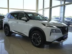 Weiß Neu 2024 Nissan X-Trail Tekna+ SUV | 40.810 €