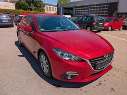 Rot Gebraucht 2015 Mazda 3 Center-Line Limousine | 6.980 € (Guter Preis)
