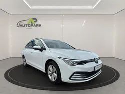 Weiß Gebraucht 2023 VW Golf VIII Life Kombi | 19.990 € (Guter Preis)