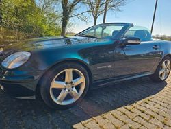 Grün Gebraucht 2002 Mercedes SLK230 Edition Cabrio | 6.500 € (Fairer Preis)