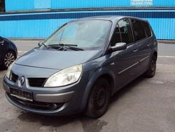 Grau Gebraucht 2007 Renault Scénic II Avantage Van / Kleinbus | 950 € (Superpreis)