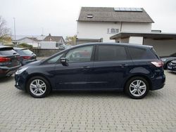 Blau Gebraucht 2019 Ford S-MAX S Van / Kleinbus | 15.999 € (Superpreis)