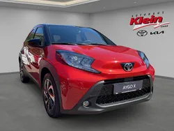 Rot Neu 2025 Toyota Aygo Kleinwagen | 20.960 € (Teuer)