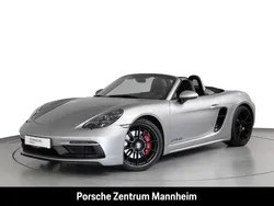 Silber Gebraucht 2021 Porsche 718 Boxster Cabrio | 82.900 €