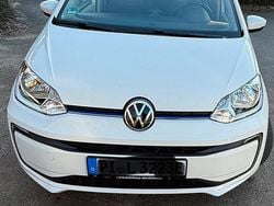 Weiß Gebraucht 2020 VW e-up! Kleinwagen | 12.950 € (Fairer Preis)