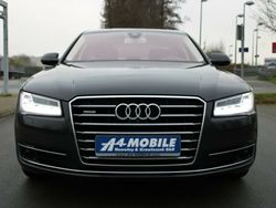 Grau metallic Gebraucht 2016 Audi A8 Design Limousine | 32.599 € (Etwas zu teuer)