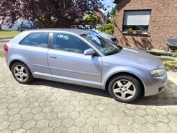 Grau Gebraucht 2003 Audi A3 Attraction Kleinwagen | 1.990 € (Superpreis)