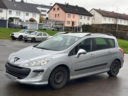 Silber Gebraucht 2010 Peugeot 308 Kombi | 1.250 € (Guter Preis)