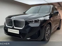 Schwarz Neu 2025 BMW iX1 Performance SUV | 53.490 € (Guter Preis)