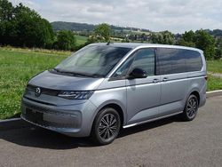 Monosilber metallic Gebraucht 2023 VW T7 Van | 61.990 € (Teuer)