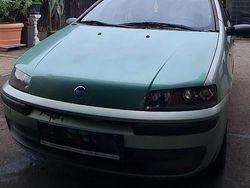 Grün Gebraucht 2001 Fiat Punto Kleinwagen | 1.500 € (Fairer Preis)