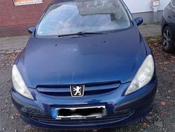 Blau Gebraucht 2004 Peugeot 307 Limousine | 1.000 € (Superpreis)