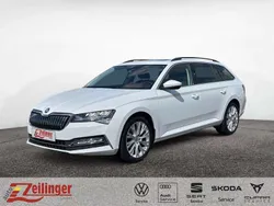Moonweiss (metallic) Gebraucht 2022 Skoda Superb Ambition Kombi | 28.360 € (Fairer Preis)