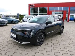 Auroraschwarz met.(abp) Gebraucht 2024 Kia e-Niro 2 SUV | 32.890 € (Guter Preis)