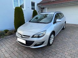 Silber Gebraucht 2014 Opel Astra Kombi | 9.200 € (Teuer)
