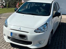Weiß Gebraucht 2016 Mitsubishi Space Star Kleinwagen | 4.500 € (Fairer Preis)