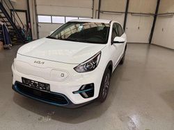 Weiß Gebraucht 2021 Kia e-Niro Edition 7 SUV | 17.900 € (Guter Preis)