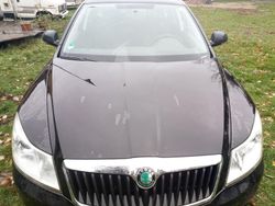 Schwarz Gebraucht 2012 Skoda Octavia Kombi | 6.200 €