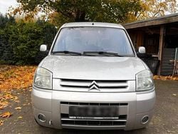 Silber Gebraucht 2006 Citroën Berlingo Limousine | 3.999 € (Etwas zu teuer)