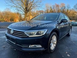 Schwarz Gebraucht 2015 VW Passat Comfortline Kombi | 10.990 € (Superpreis)