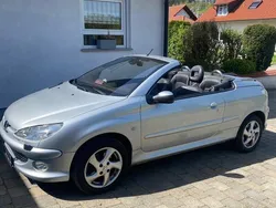 Silber Gebraucht 2004 Peugeot 206 CC Sport Cabrio | 2.650 € (Etwas zu teuer)