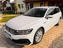 Weiß Gebraucht 2021 VW Passat GTE Kombi | 23.499 € (Guter Preis)