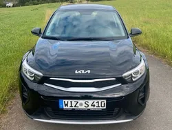 Schwarz Gebraucht 2022 Kia Stonic Edition 7 SUV | 14.100 € (Guter Preis)