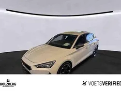 "candy" weiss Gebraucht 2022 Cupra Leon Limousine | 23.990 € (Guter Preis)