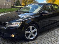 Schwarz Gebraucht 2012 VW Jetta Highline Limousine | 3.900 € (Guter Preis)