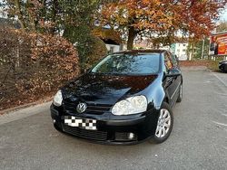 Schwarz Gebraucht 2006 VW Golf V Kleinwagen | 3.300 € (Etwas zu teuer)