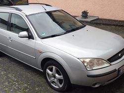 Silber Gebraucht 2001 Ford Mondeo Ghia Kombi | 1.700 € (Fairer Preis)