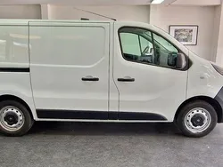 Weiß Gebraucht 2018 Opel Vivaro Van | 10.900 € (Superpreis)