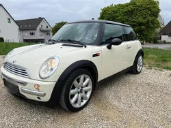 Weiß Gebraucht 2004 Mini Cooper Kleinwagen | 3.000 € (Fairer Preis)