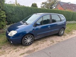 Blau Gebraucht 2001 Renault Scénic Dynamique Van / Kleinbus | 850 € (Guter Preis)
