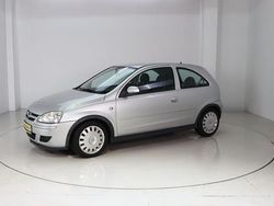 Grau Gebraucht 2006 Opel Corsa Kleinwagen | 2.790 € (Fairer Preis)