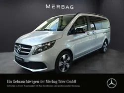 Brillantsilber metallic Gebraucht 2023 Mercedes V300 Avantgarde Van / Kleinbus | 60.960 € (Guter Preis)