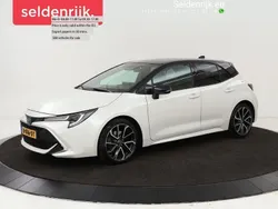 Weiß Gebraucht 2019 Toyota Corolla Sport Limousine | 19.900 € (Etwas zu teuer)