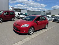 Rot Gebraucht 2012 Toyota Auris Executive Limousine | 5.900 € (Guter Preis)